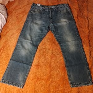 Levi jeans